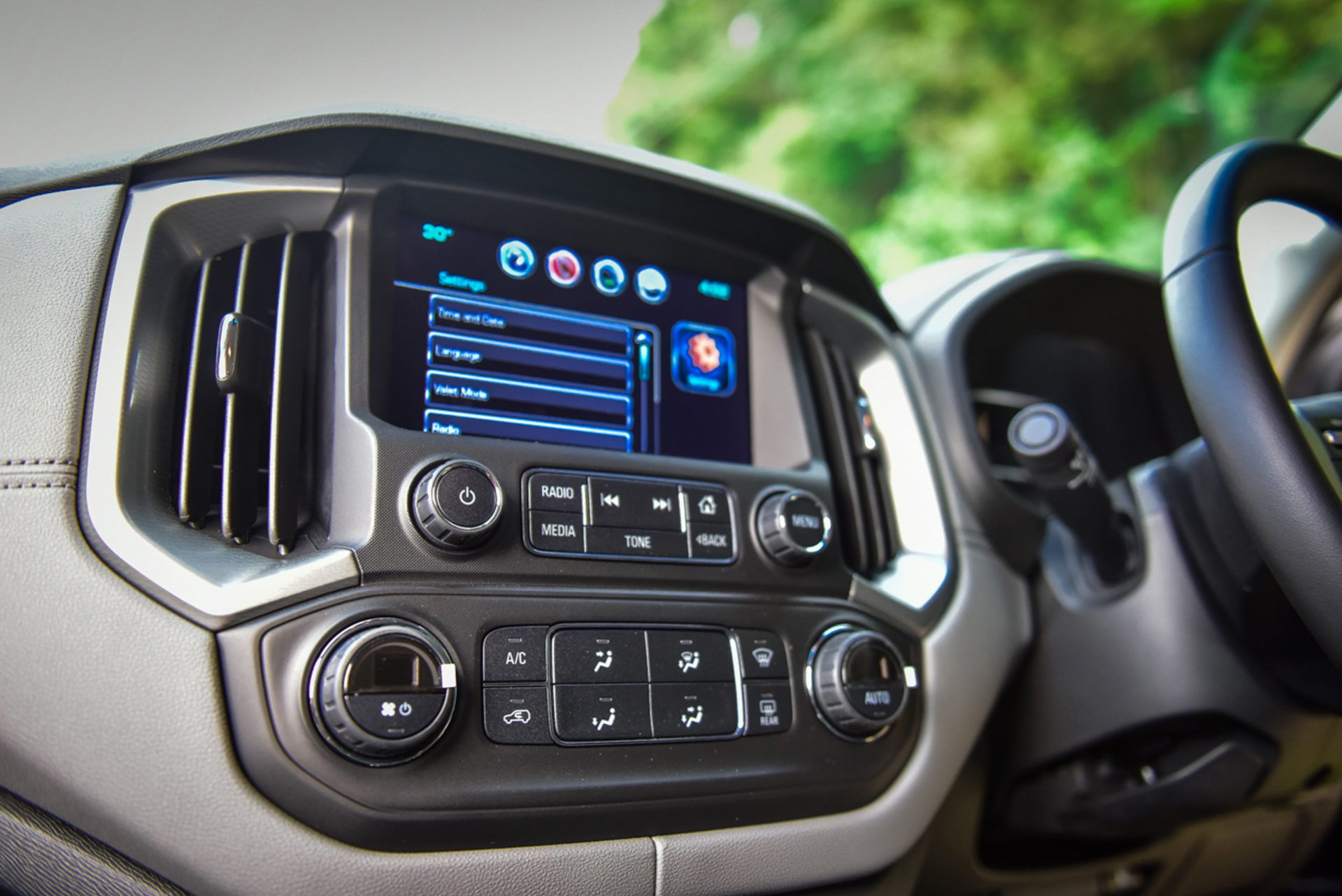Colorado LT music system